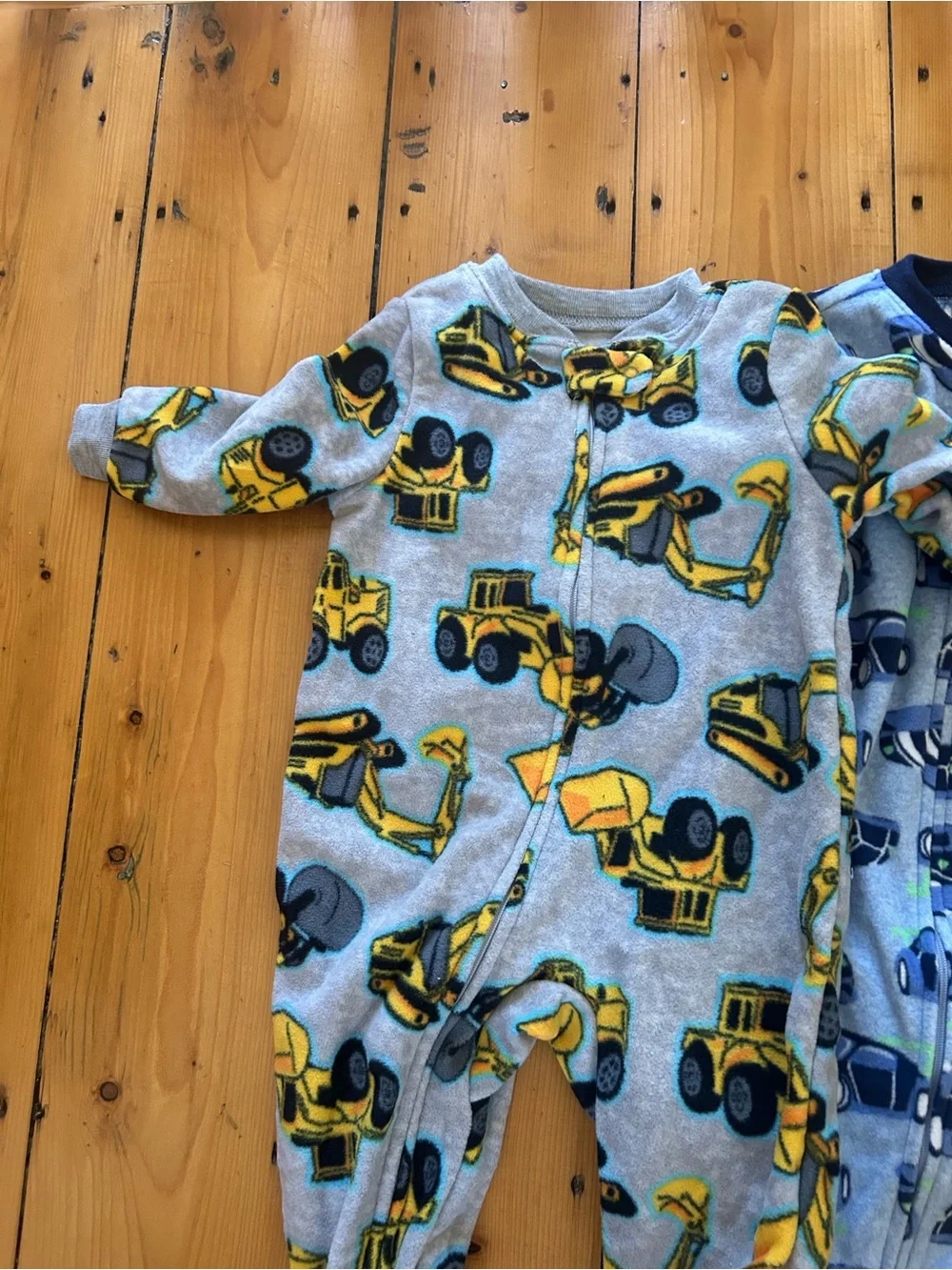 Set of 3 Baby Boys Fleece Pajamas size 12M Like new Condition